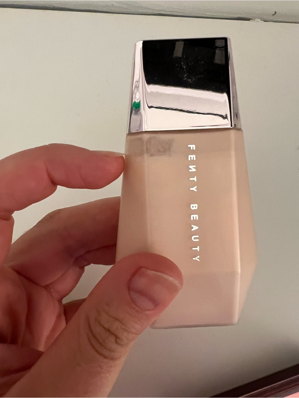 Fenty beauty Eaze Drop Lit glow drops